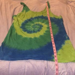 XL TieDye tank top 💯 cotton